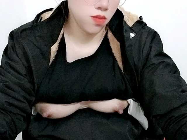 Analove-68's BongaCams show and profile