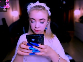 BabyNicole Porn Show