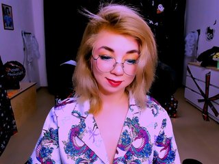BabyNicole Porn Show