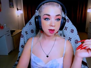 BabyNicole Porn Show