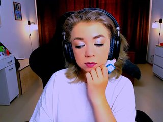 BabyNicole Porn Show