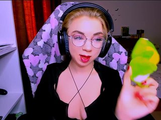 BabyNicole Porn Show