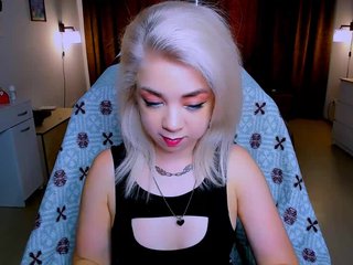 BabyNicole Porn Show