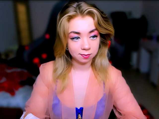 BabyNicole's BongaCams show and profile