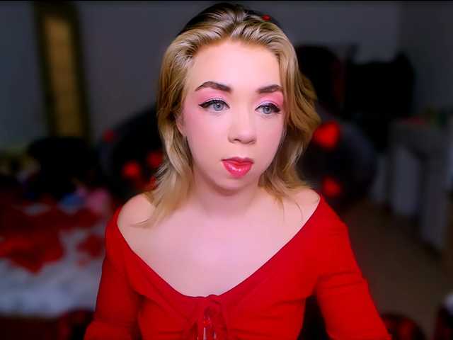 BabyNicole's BongaCams show and profile