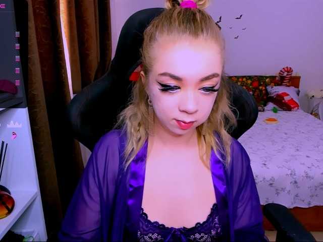 BabyNicole's BongaCams show and profile