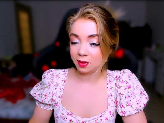 BabyNicole's BongaCams show and profile