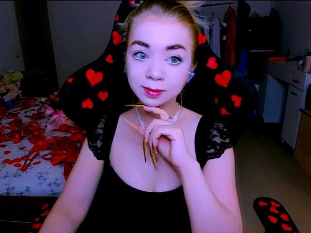 BabyNicole's BongaCams show and profile