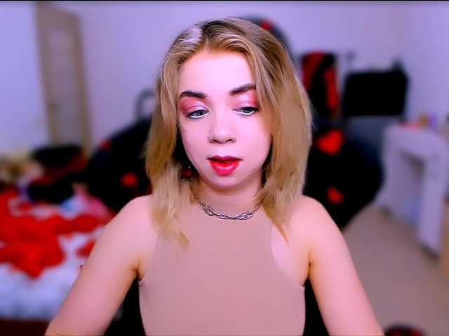 BabyNicole's BongaCams show and profile