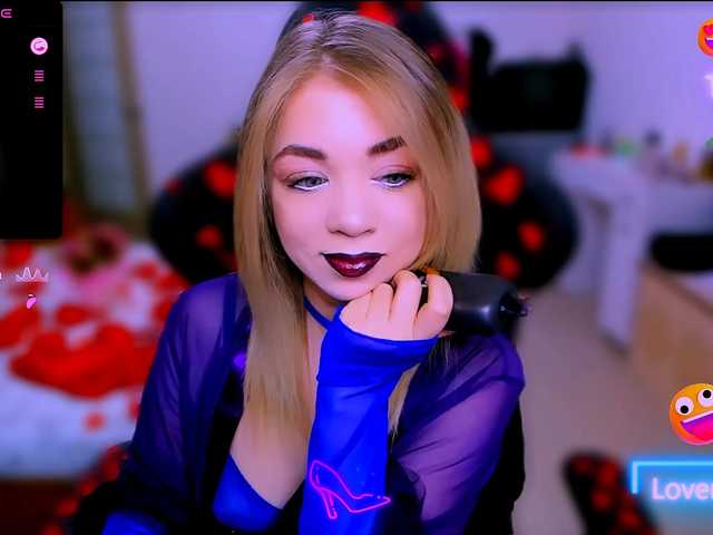 BabyNicole's BongaCams show and profile