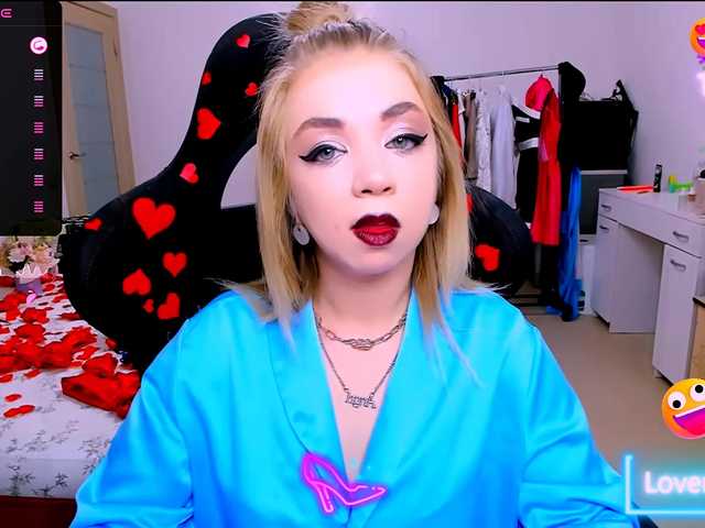 BabyNicole — Your best confession of submission is tokens. Saving up for a bdsm swing and a sex machine