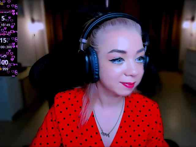 BabyNicole webcam
