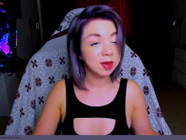 BabyNicole webcam