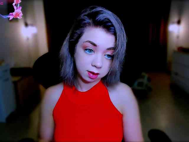 BabyNicole webcam