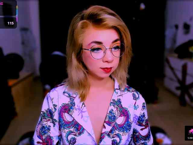 BabyNicole webcam