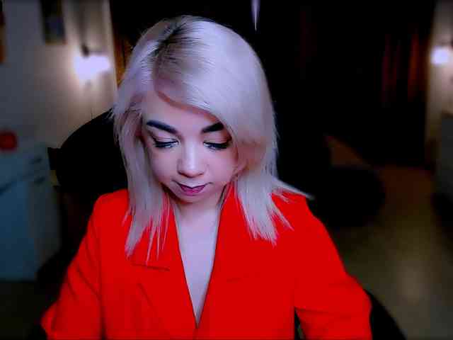 BabyNicole webcam