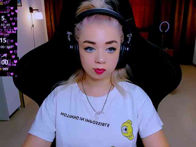 BabyNicole webcam