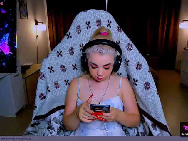 live nude chat room BabyNicole