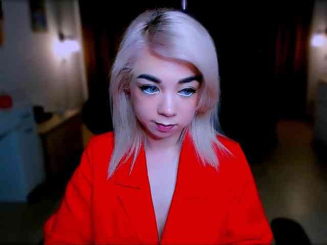 BabyNicole webcam