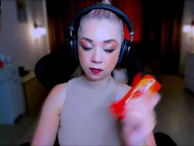 BabyNicole webcam