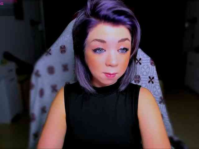 BabyNicole webcam