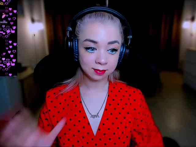 BabyNicole webcam