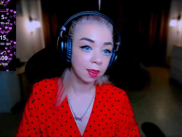 BabyNicole webcam