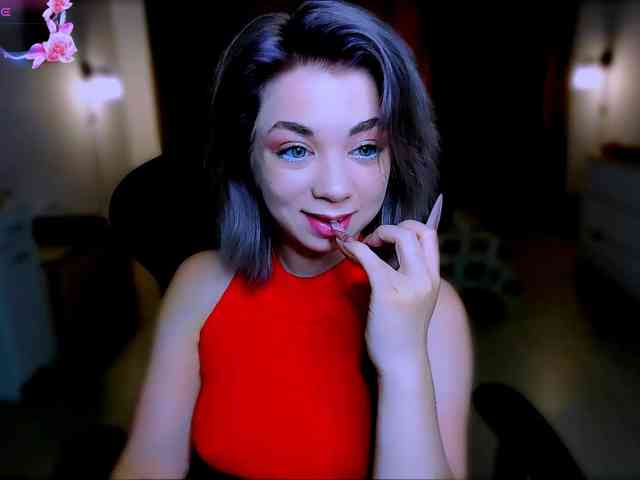 BabyNicole webcam