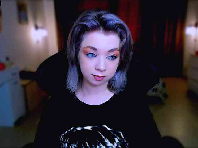 BabyNicole webcam