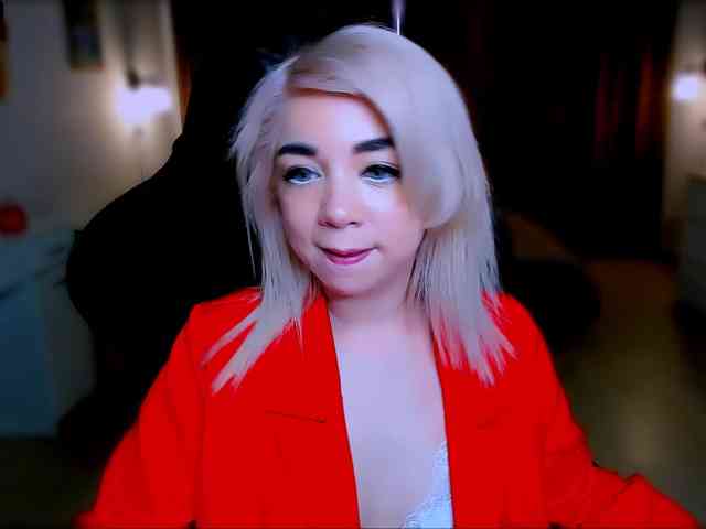 BabyNicole webcam
