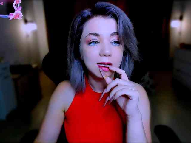 BabyNicole webcam