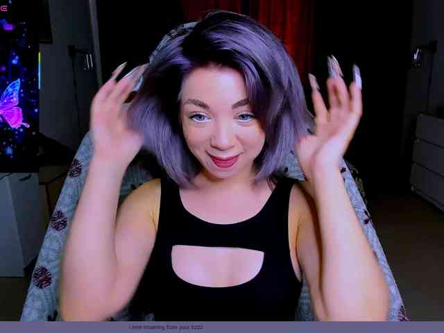 BabyNicole webcam