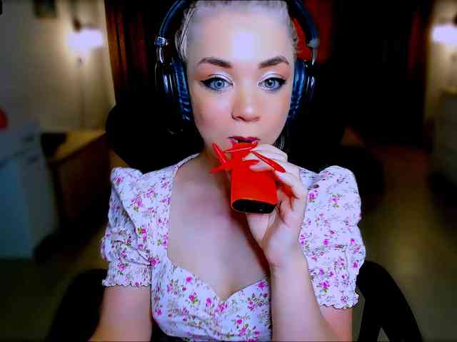 free chat room adult BabyNicole
