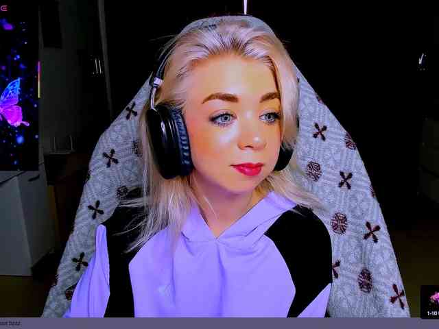 BabyNicole webcam