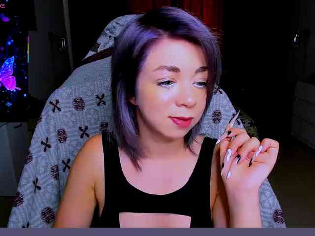 BabyNicole webcam