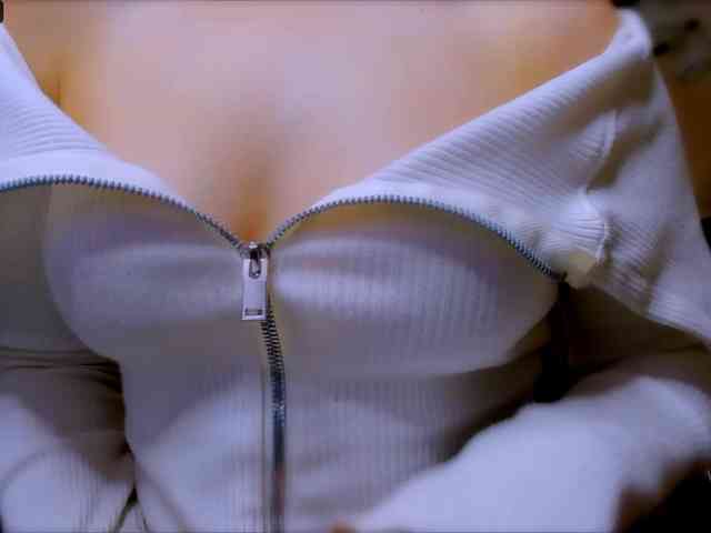BabyNicole webcam