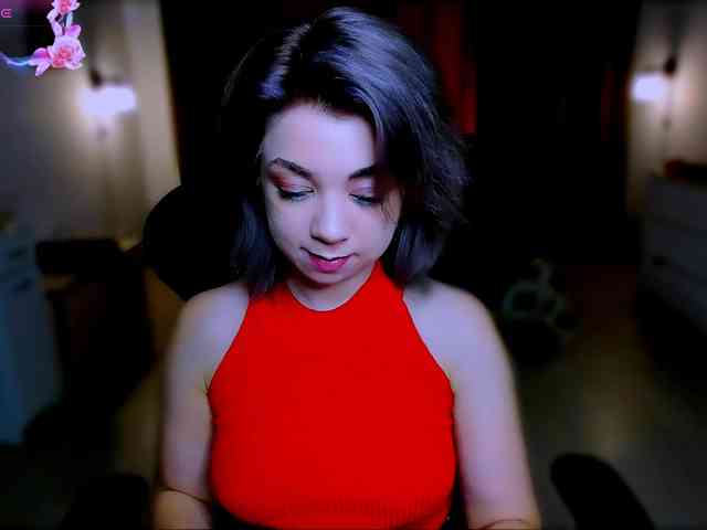 BabyNicole webcam