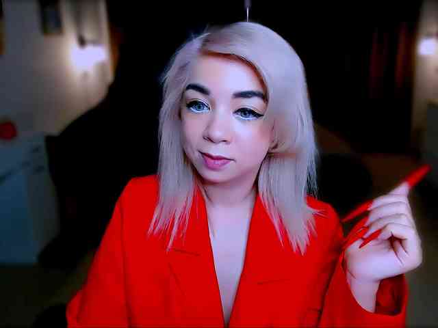 BabyNicole webcam