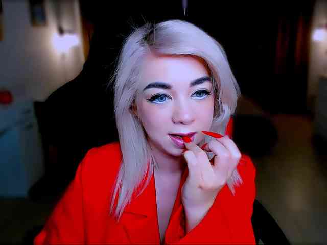 BabyNicole webcam