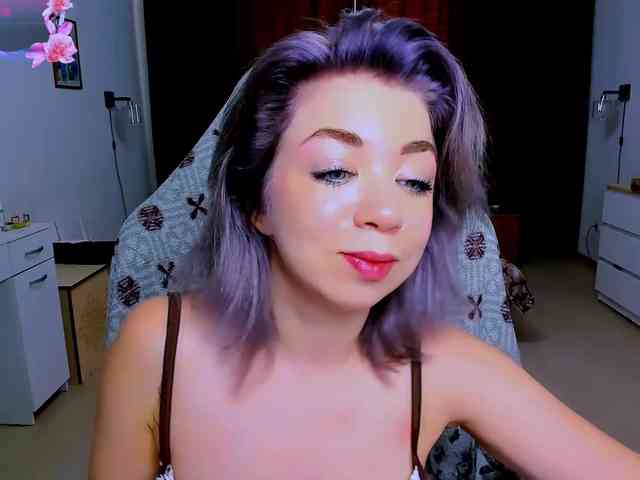 BabyNicole webcam