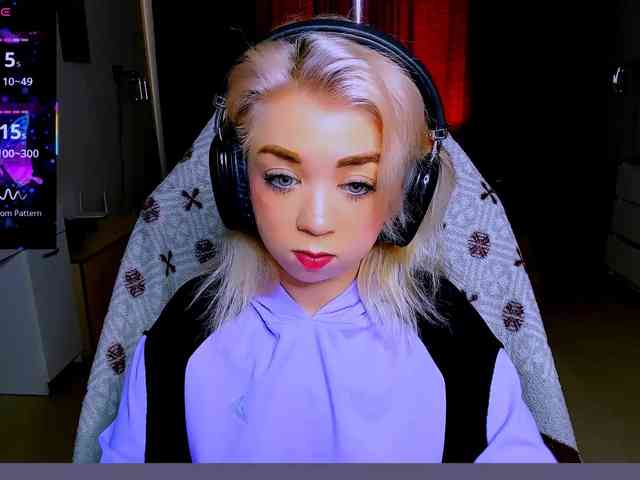 BabyNicole webcam