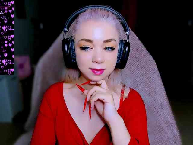 BabyNicole webcam