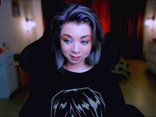 BabyNicole webcam
