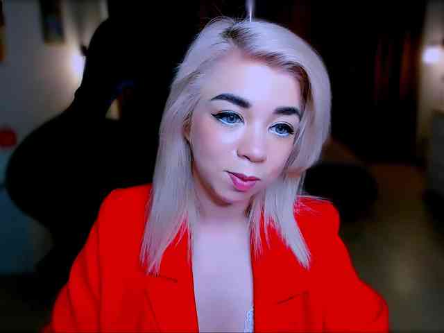 BabyNicole webcam