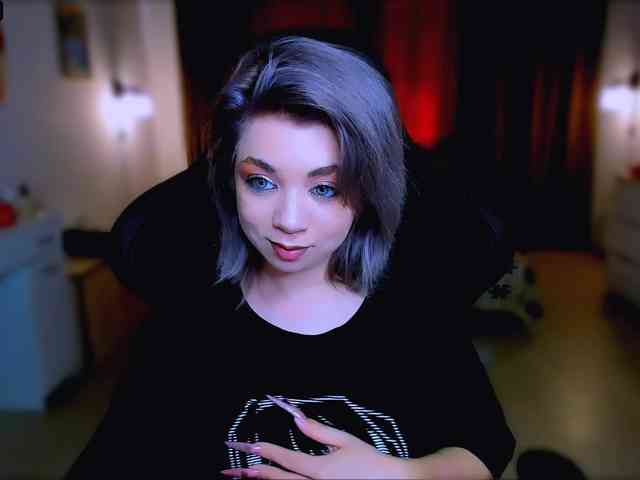 BabyNicole webcam