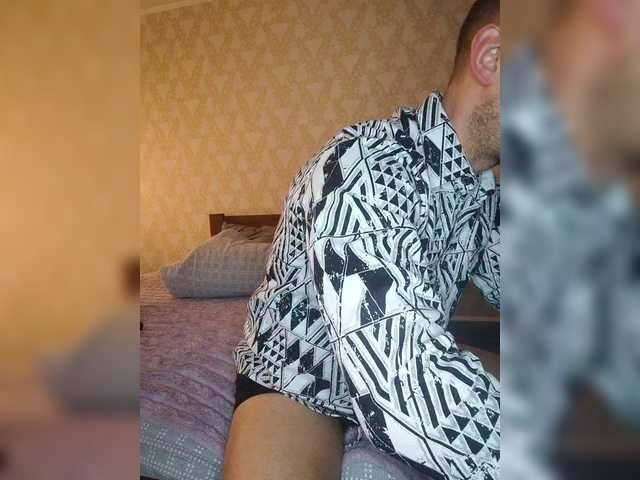 MasterLegkoKot-1's BongaCams show and profile