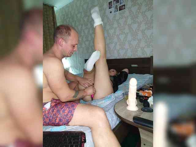 Max_and_Maksin webcam
