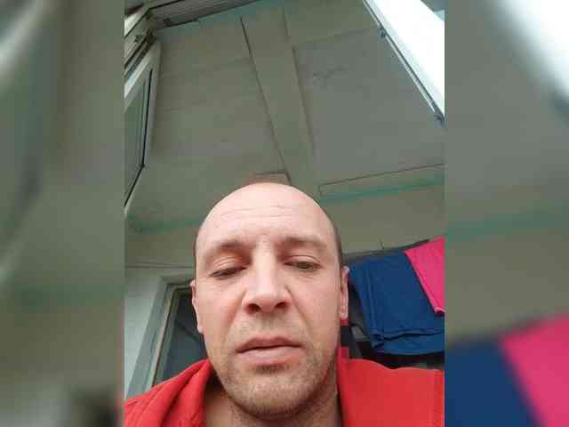 Max_and_Maksin webcam