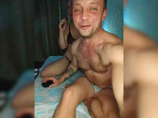 Max_and_Maksin webcam