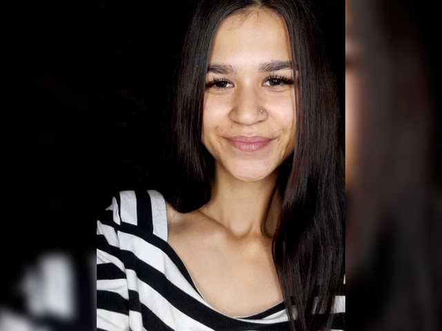 Karyna2520 – webcam model profile photo